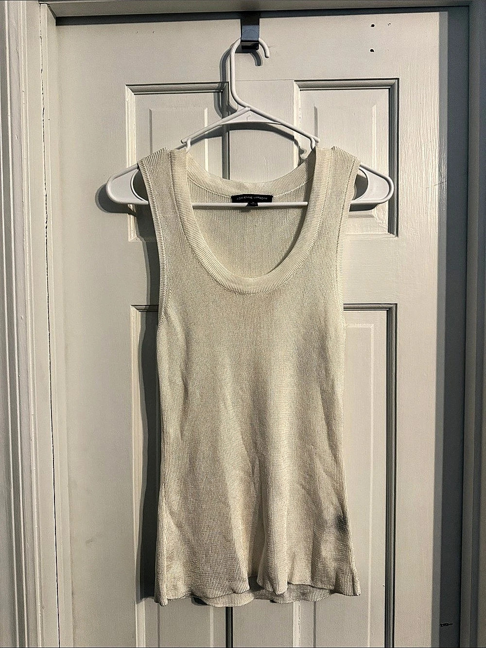 Adrienne Vittadini Sleeveless Knit Tank Top in Cream Size Medium Like New